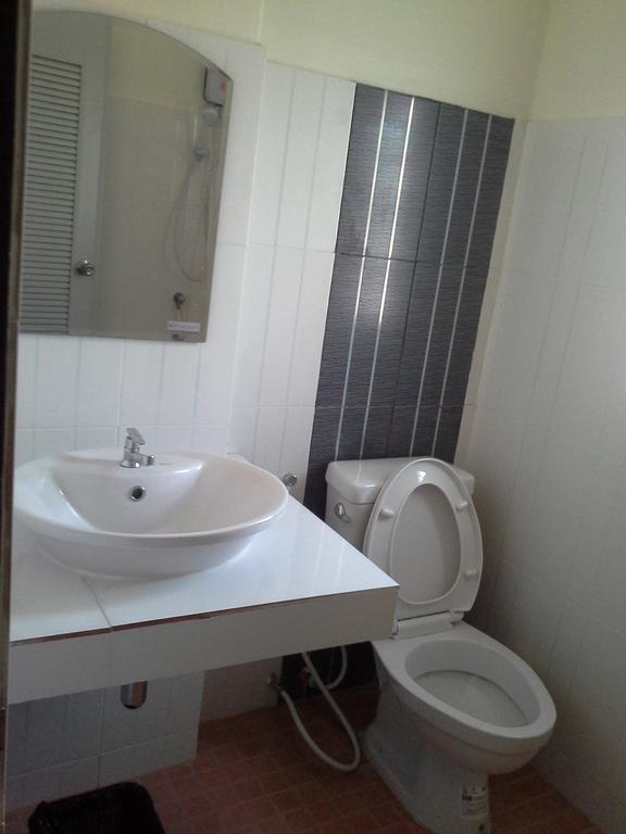Bansappoori Apart otel Lamphun Oda fotoğraf